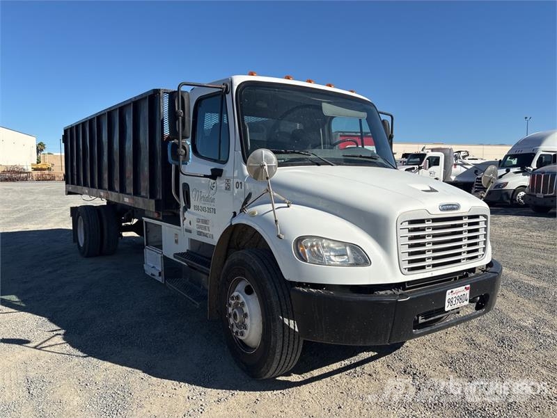 Freightliner M2 106 Camiões basculantes