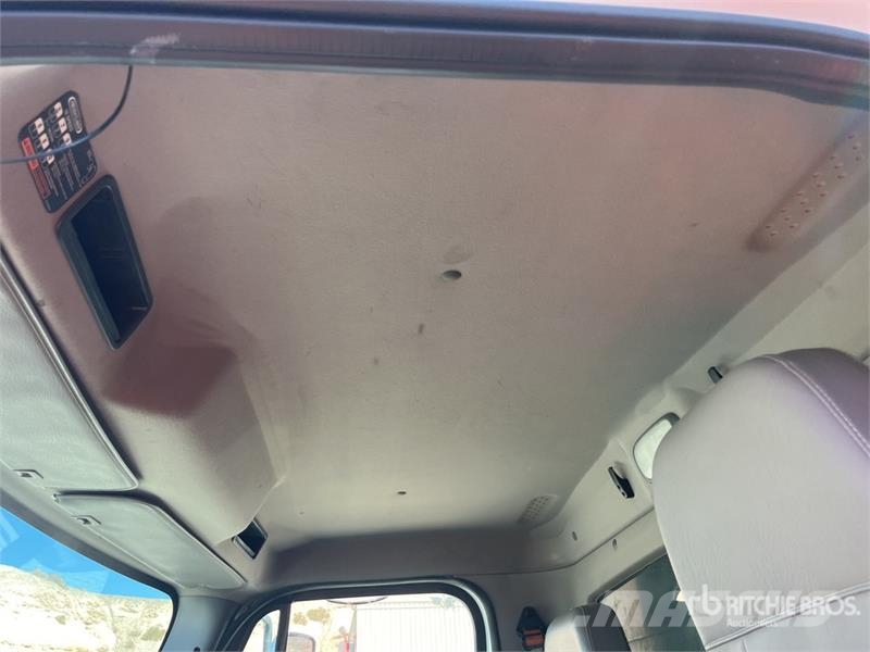Freightliner M2 106 Kiper kamioni