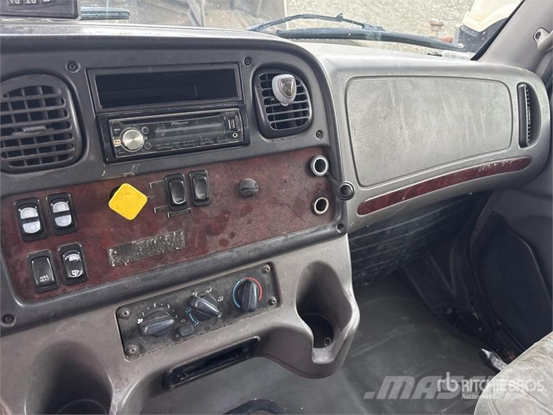 Freightliner M2 106 Ostali kamioni