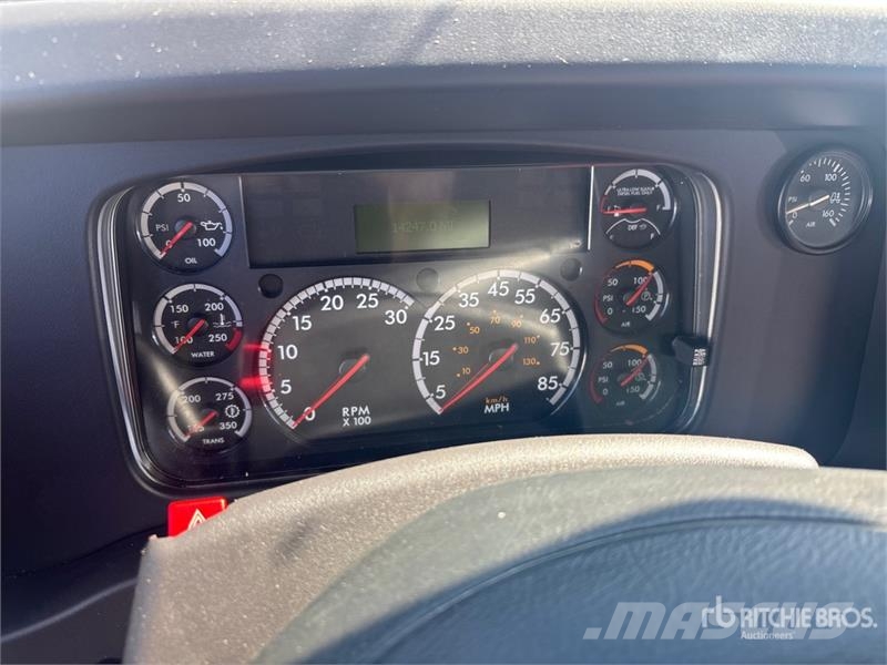 Freightliner M2 106 Wywrotki