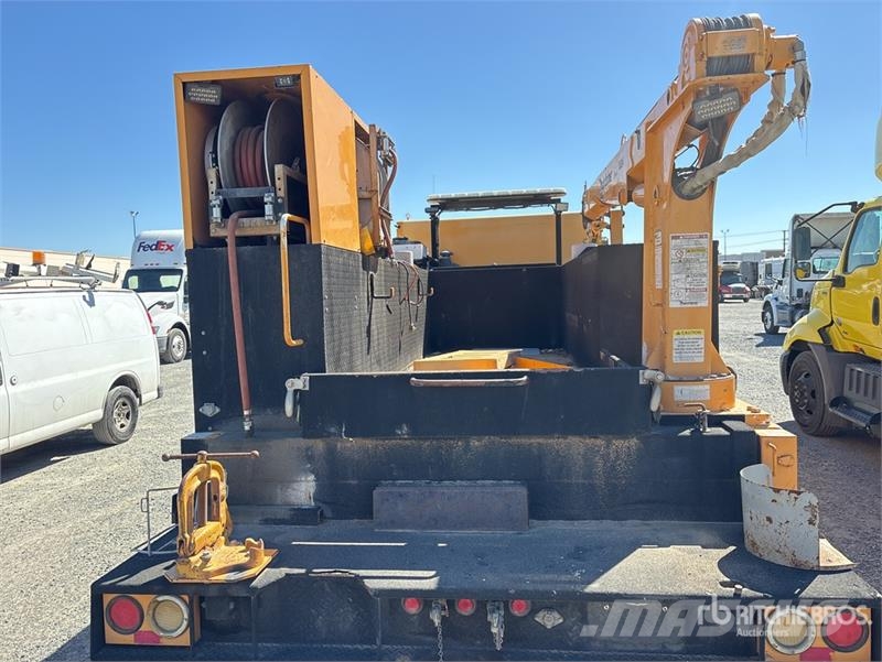 Freightliner M2 106 Kommunal-Sonderfahrzeuge