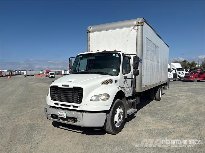 Freightliner M2 106 Furgons
