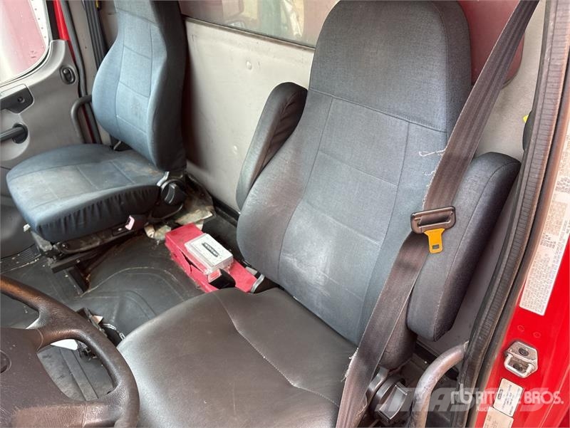 Freightliner M2 106 شاحنات بدرجة حرارة قابلة للضبط