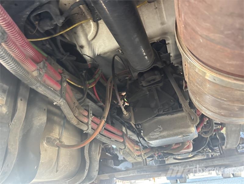 Freightliner M2 106 Camiones plataforma