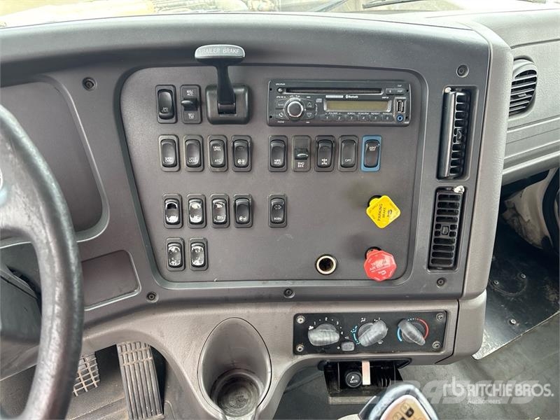 Freightliner M2 106 Prime Movers