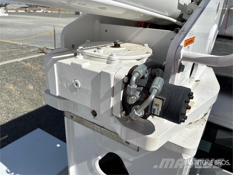 Freightliner M2 106 Εναέριες πλατφόρμες τοποθετημένες σε φορτηγό