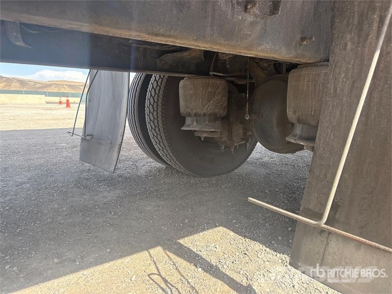 Freightliner M2 106 Camion Fourgon