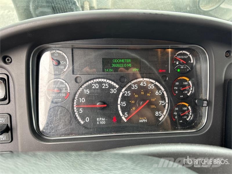 Freightliner M2 106 Kühlkoffer