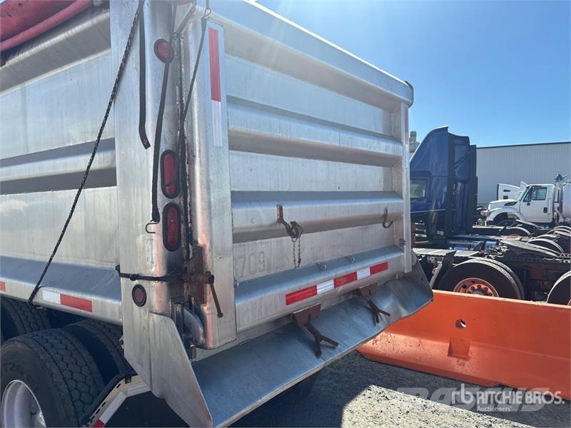 Freightliner M2 106 Wywrotki