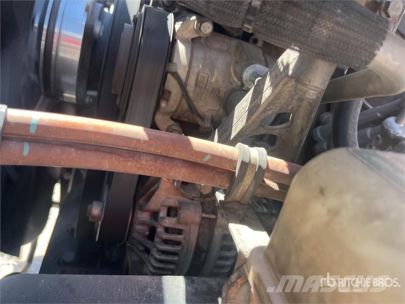 Freightliner M2 106 Tracteur routier