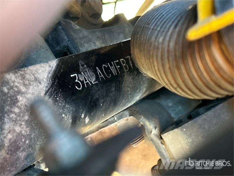 Freightliner M2 106 Camiones de cama baja