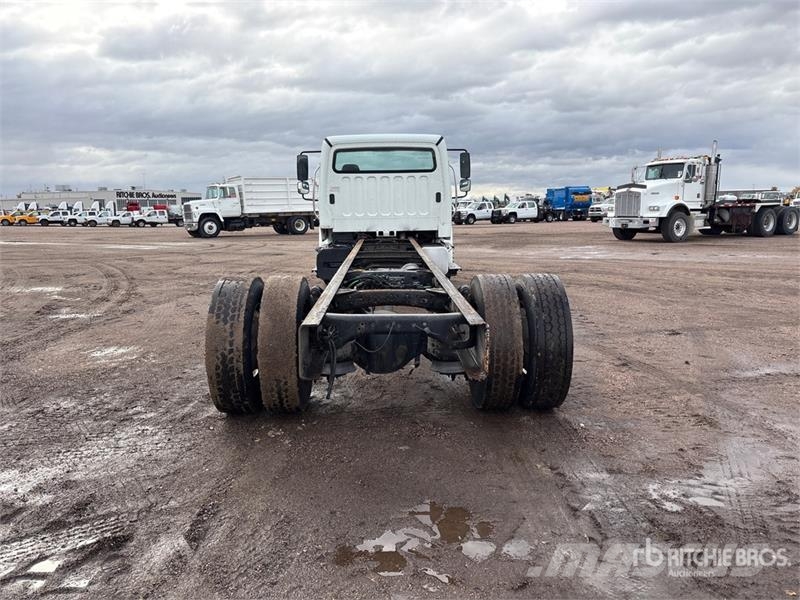 Freightliner M2 106 Kabine i unutrašnjost