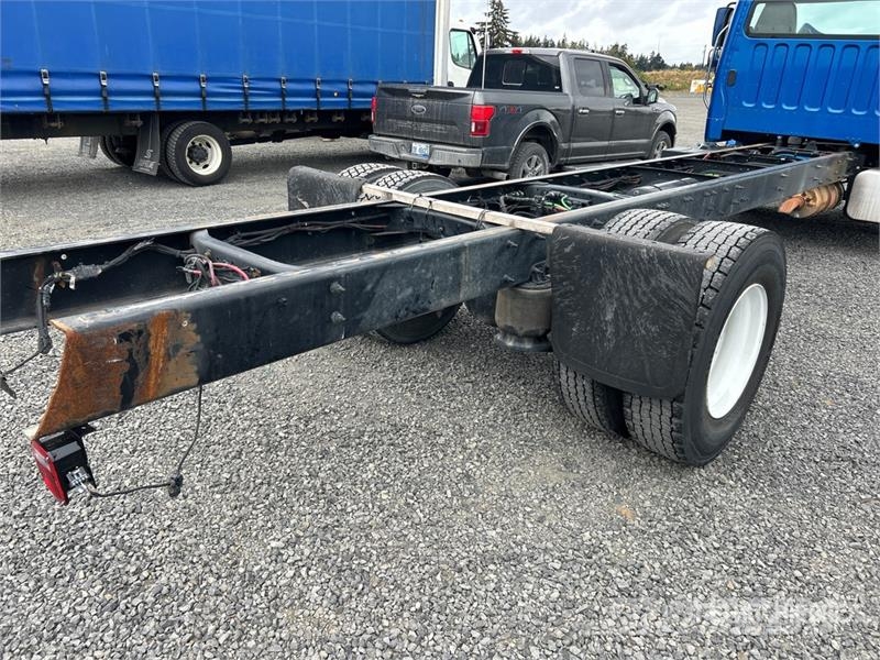 Freightliner M2 106 Kabíny a interiér