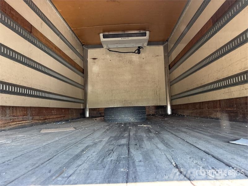 Freightliner M2 106 溫控卡車