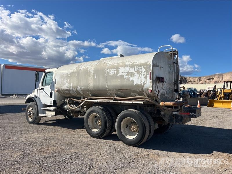 Freightliner M2 106 Vattentankbilar