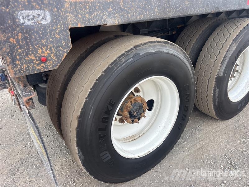 Freightliner M2 106 Tipper trucks