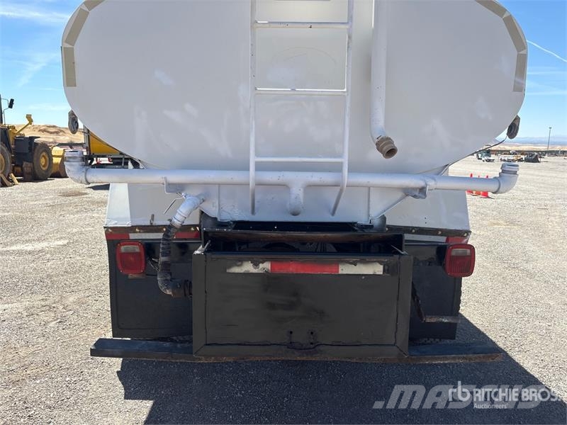 Freightliner M2 106 Kamioni za vodu