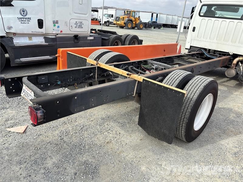 Freightliner M2 106 캐빈 및 인테리어