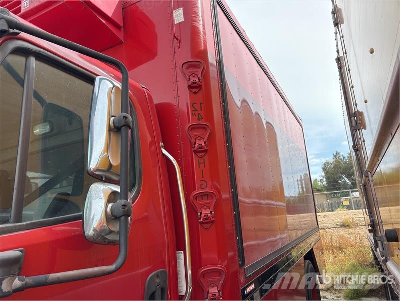 Freightliner M2 106 شاحنات بدرجة حرارة قابلة للضبط