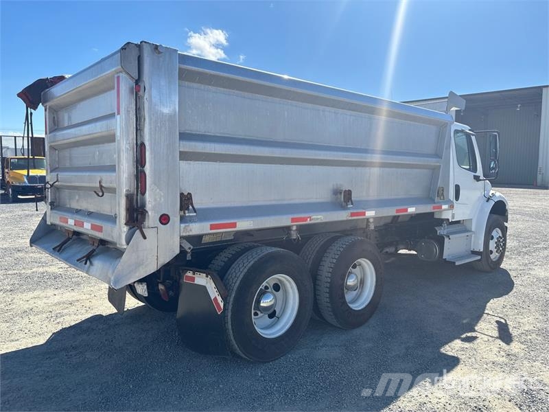Freightliner M2 106 Wywrotki