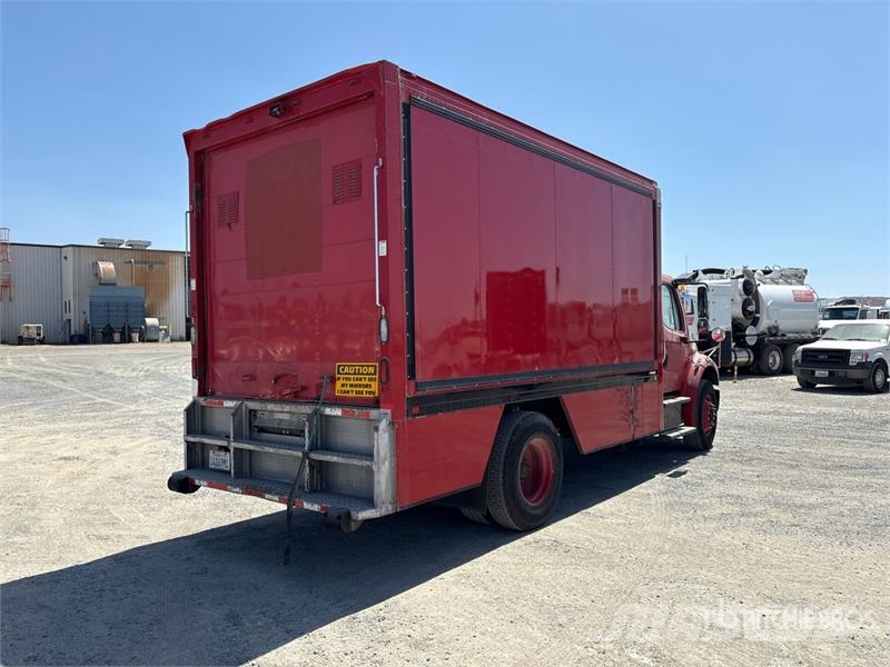Freightliner M2 106 شاحنات بدرجة حرارة قابلة للضبط