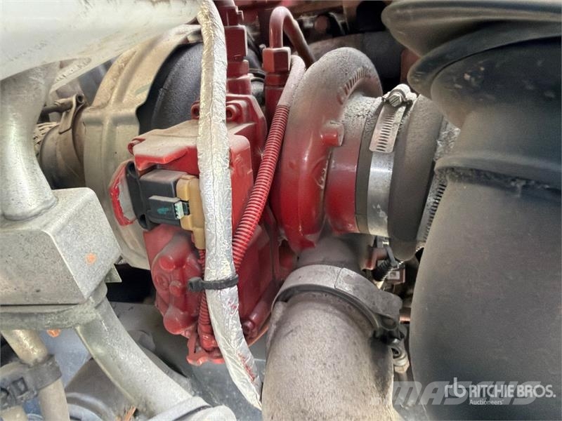 Freightliner M2 106 Камиони за почистване