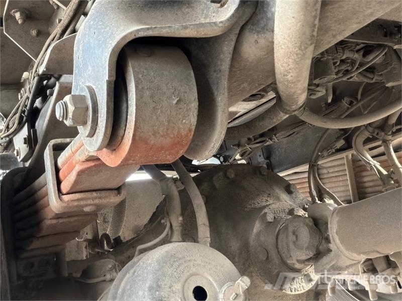 Freightliner M2 106 Камиони за почистване