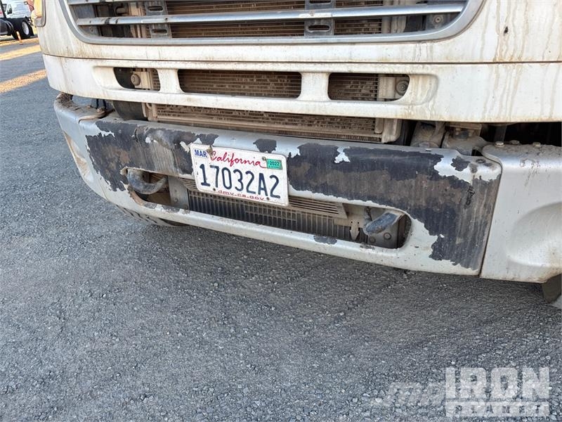 Freightliner M2 106 Kipper