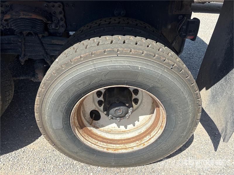 Freightliner M2 106 Kiper tovornjaki