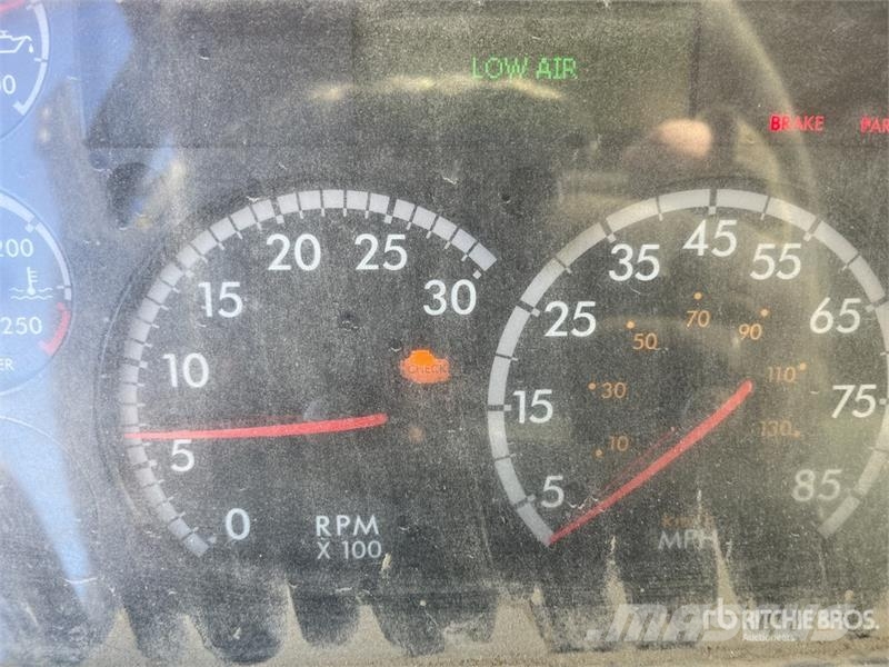 Freightliner M2 106 Camiones cisterna