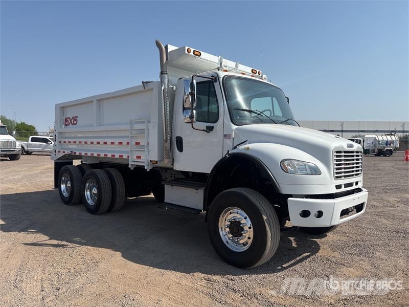 Freightliner M2 106 Kiper tovornjaki