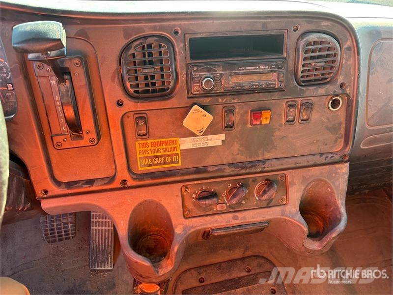 Freightliner M2 106 Kiper tovornjaki