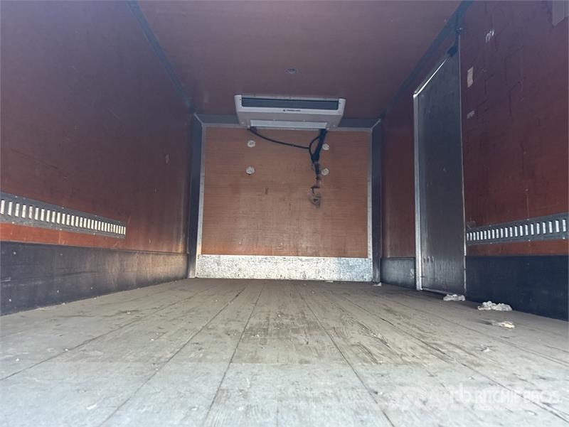 Freightliner M2 106 溫控卡車