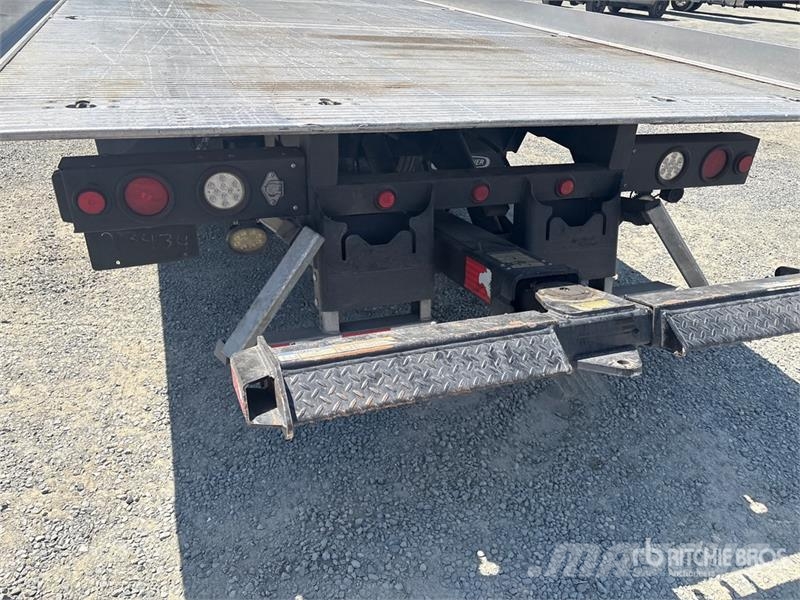 Freightliner M2 106 Recovery vehicles