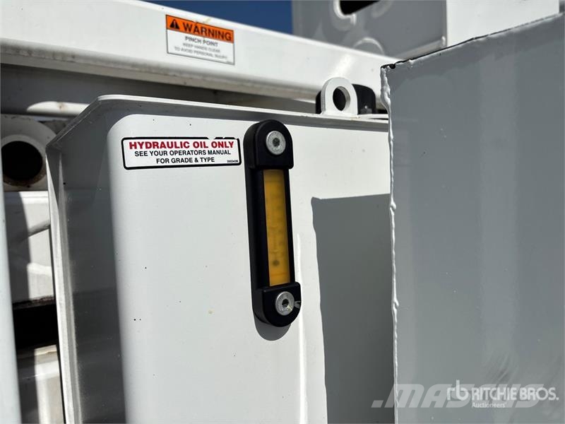 Freightliner M2 106 Εναέριες πλατφόρμες τοποθετημένες σε φορτηγό