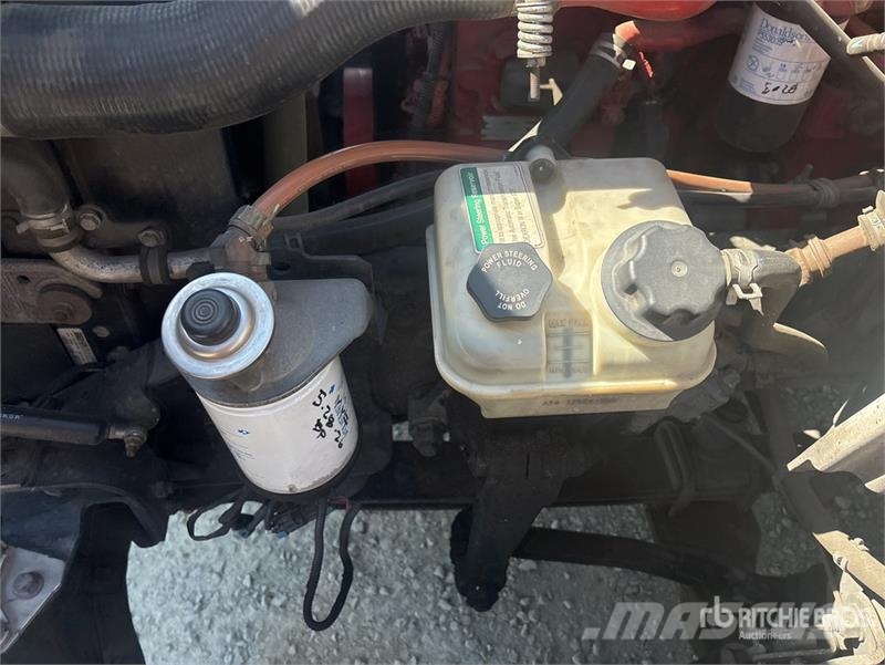Freightliner M2 106 Camiones plataforma