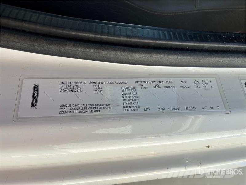 Freightliner M2 106 2000 gal 4x2 Water Truck Water tankwagens