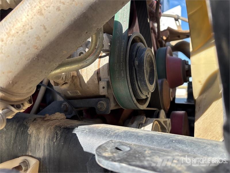 Freightliner M2 106 2000 gal 4x2 Water Truck Water tankwagens