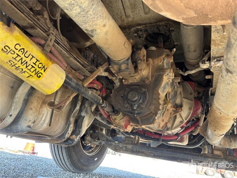 Freightliner M2 106 2000 gal 4x2 Water Truck Water tankwagens