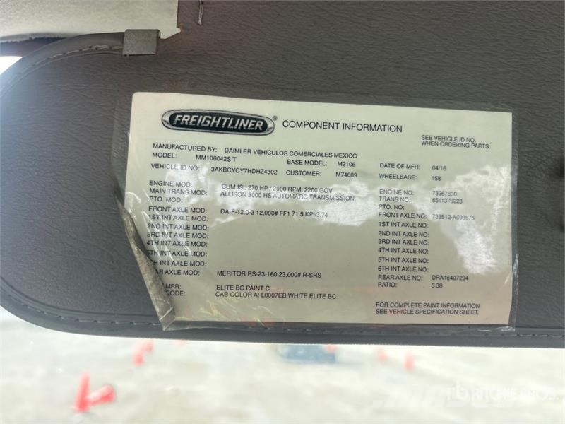 Freightliner M2 106 2000 gal 4x2 Water Truck Tovornjaki za vodo