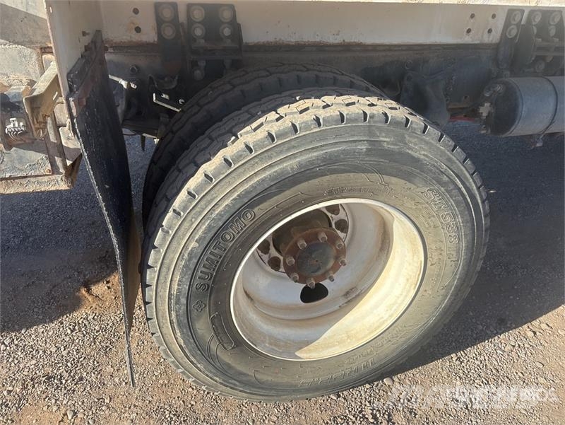 Freightliner M2 106 2000 gal 4x2 Water Truck صهاريج مياه
