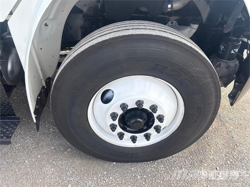 Freightliner M2 106 2000 gal 4x2 Water Truck Tovornjaki za vodo