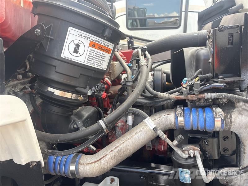 Freightliner M2 106 2000 gal 4x2 Water Truck Tovornjaki za vodo