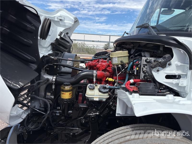 Freightliner M2 106 2000 gal 4x2 Water Truck Water bowser