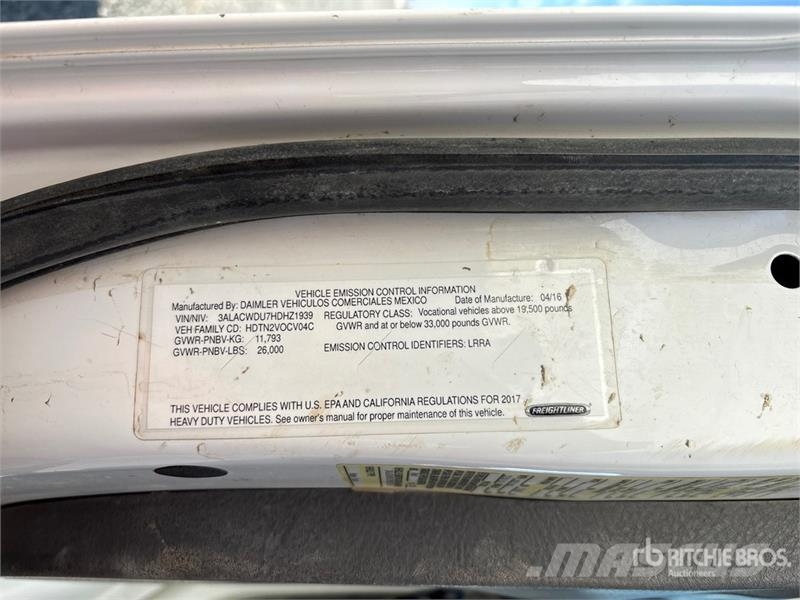 Freightliner M2 106 2000 gal 4x2 Water Truck Water tankwagens