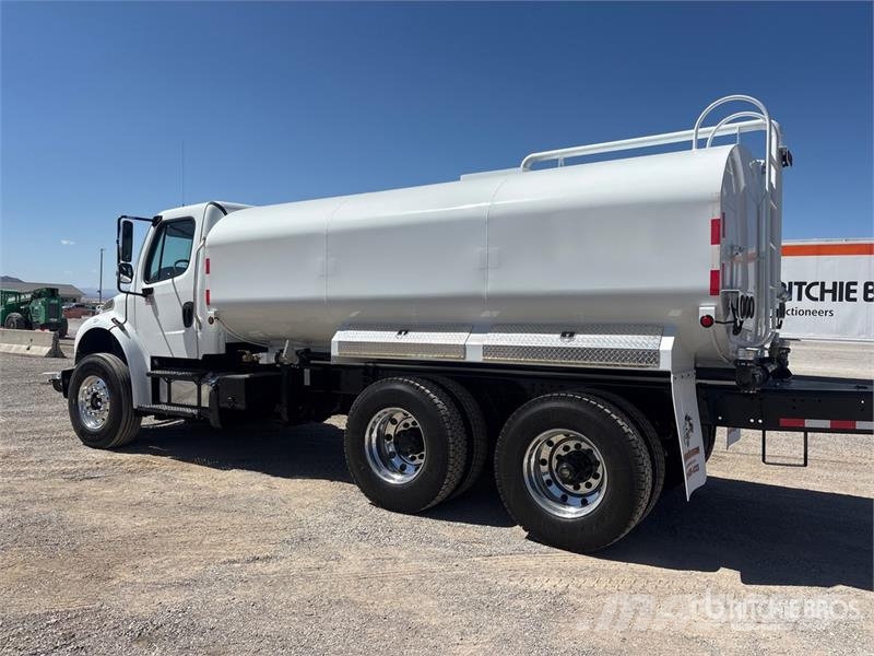 Freightliner M2 106 4000 gal 6x4 Water Truck Tovornjaki za vodo