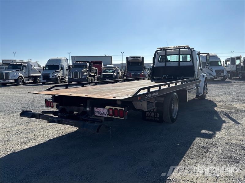 Freightliner M2 106 4x2 Rollback Truck Hinausautot