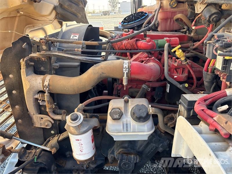 Freightliner M2 106 4x2 Water Truck Поливальні машини