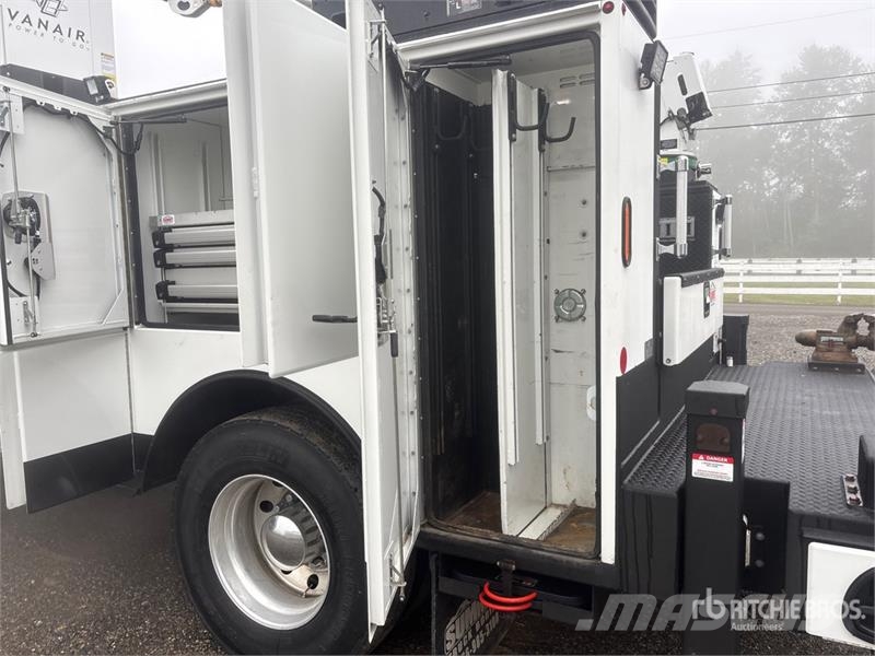 Freightliner M2 106 4x2 Service Truck Onderhoud voertuigen