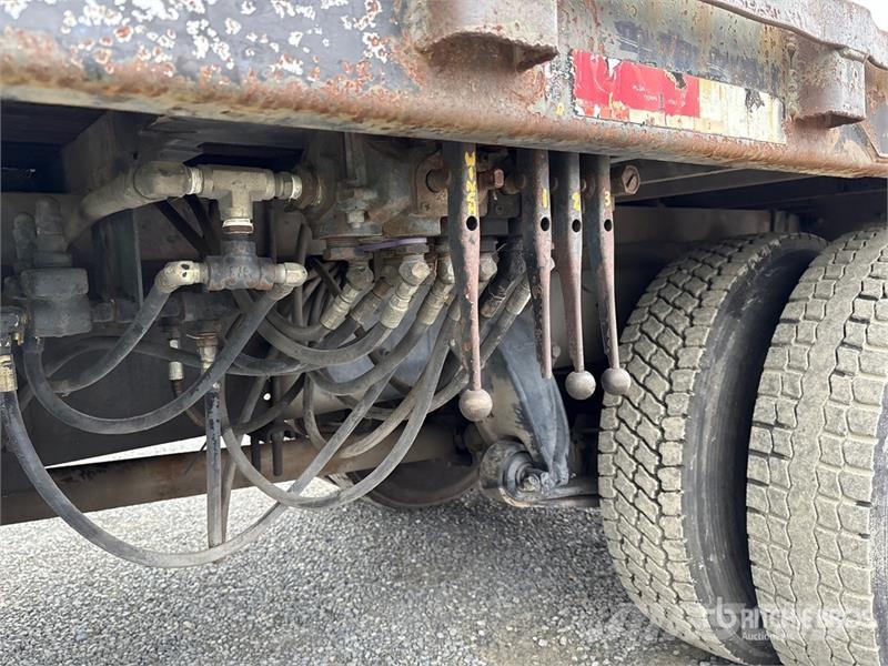 Freightliner M2 106 4x2 Rollback Truck Pagalbos kelyje automobiliai